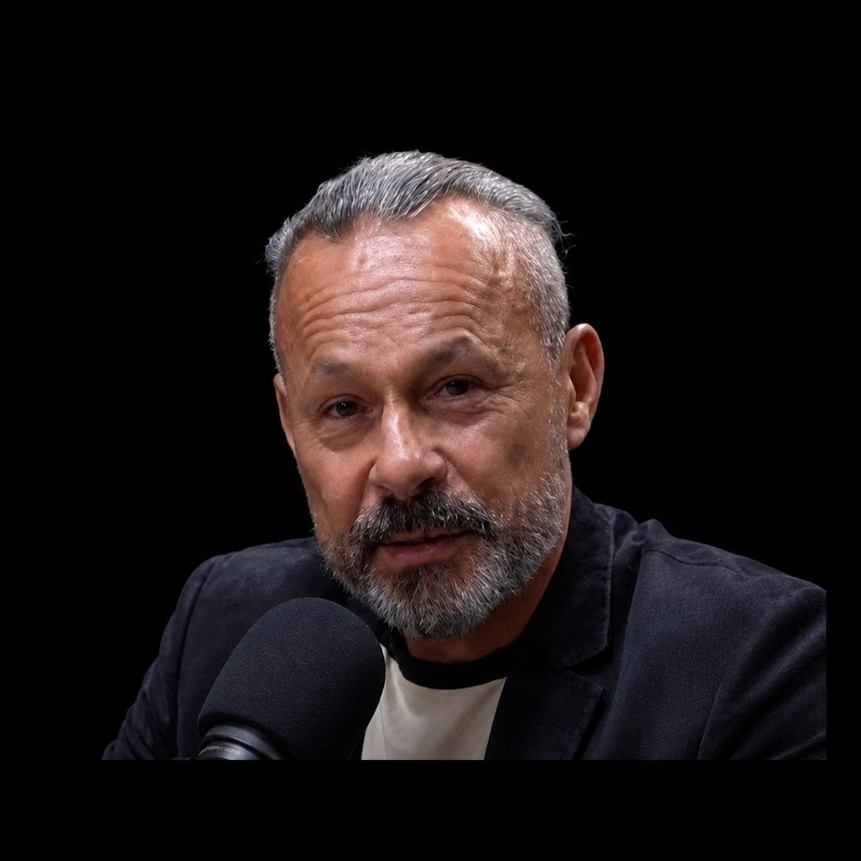 Fotografia oficial de André Soares